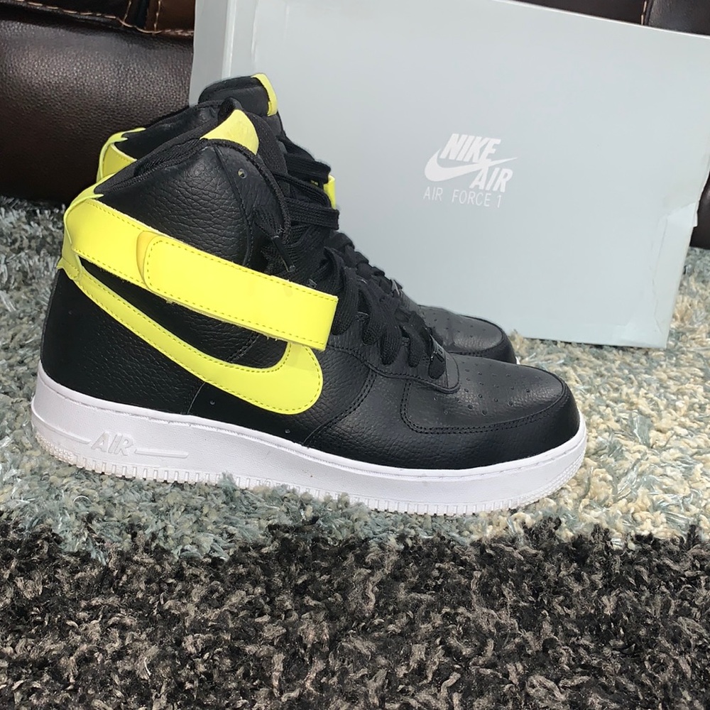 Nike Air Force 1 / Black Green